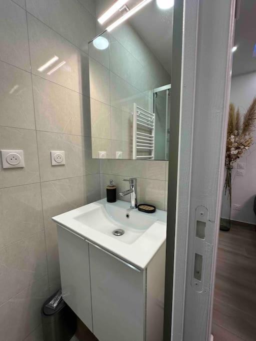 Appartement Charme A Paris13 Parijs